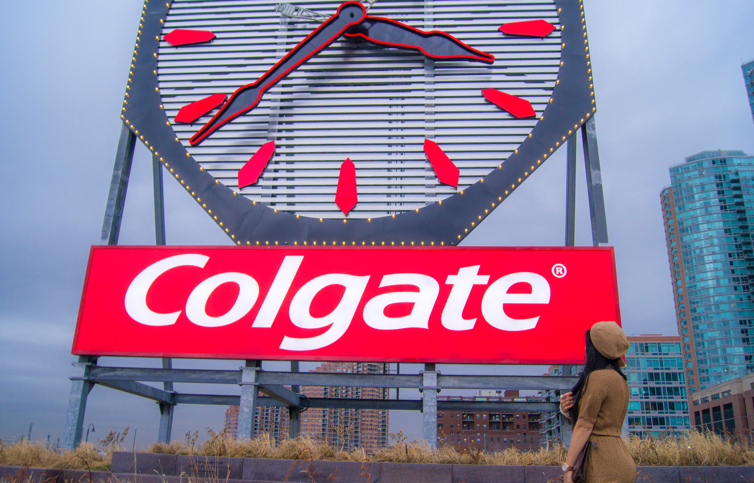 colgate.png